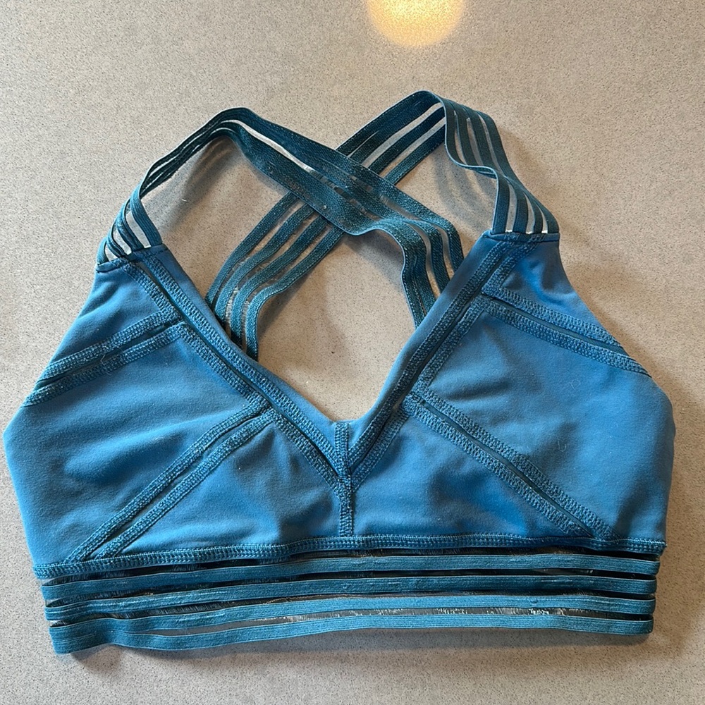Alo Yoga Sports Bra in XS